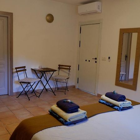 Vegan Guesthouse Finca Pereila Coín Dış mekan fotoğraf