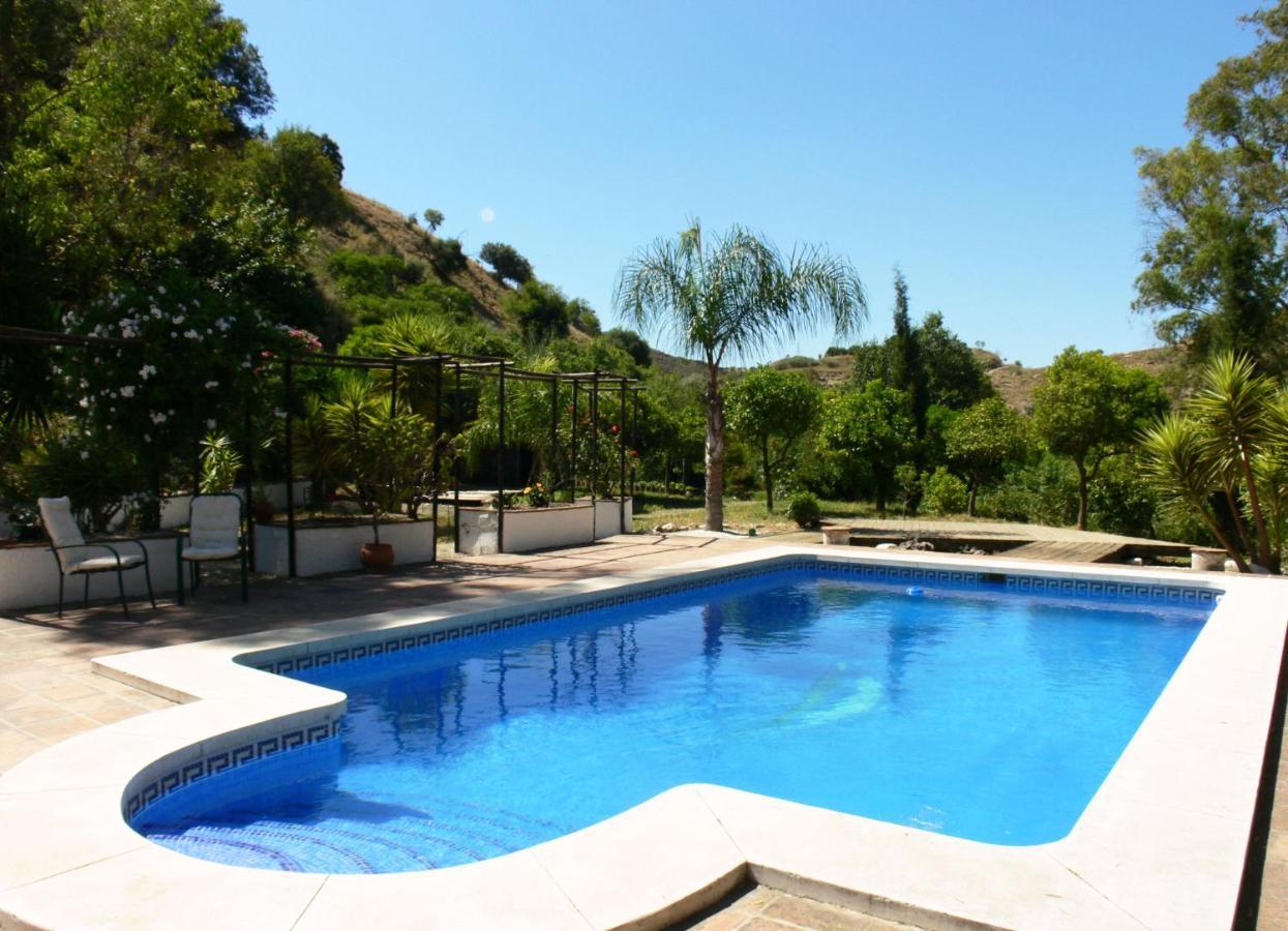 Vegan Guesthouse Finca Pereila Coín Dış mekan fotoğraf
