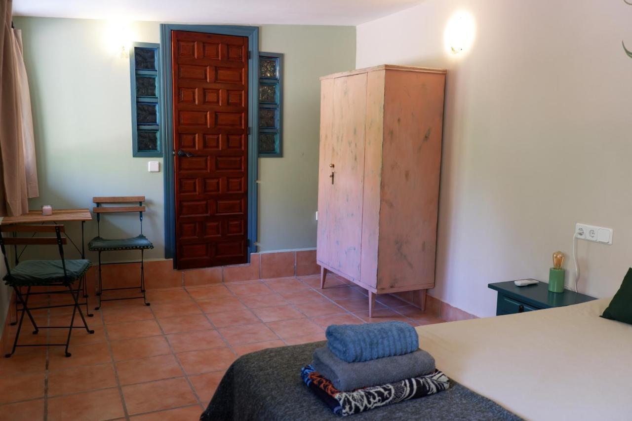 Vegan Guesthouse Finca Pereila Coín Dış mekan fotoğraf